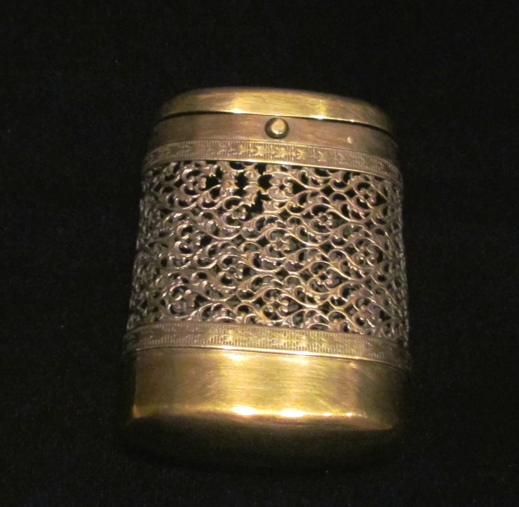 Antique Cigarette Case 1900s Gold Filigree Vesta Case Ornate Cigarette Holder EXTREMELY RARE