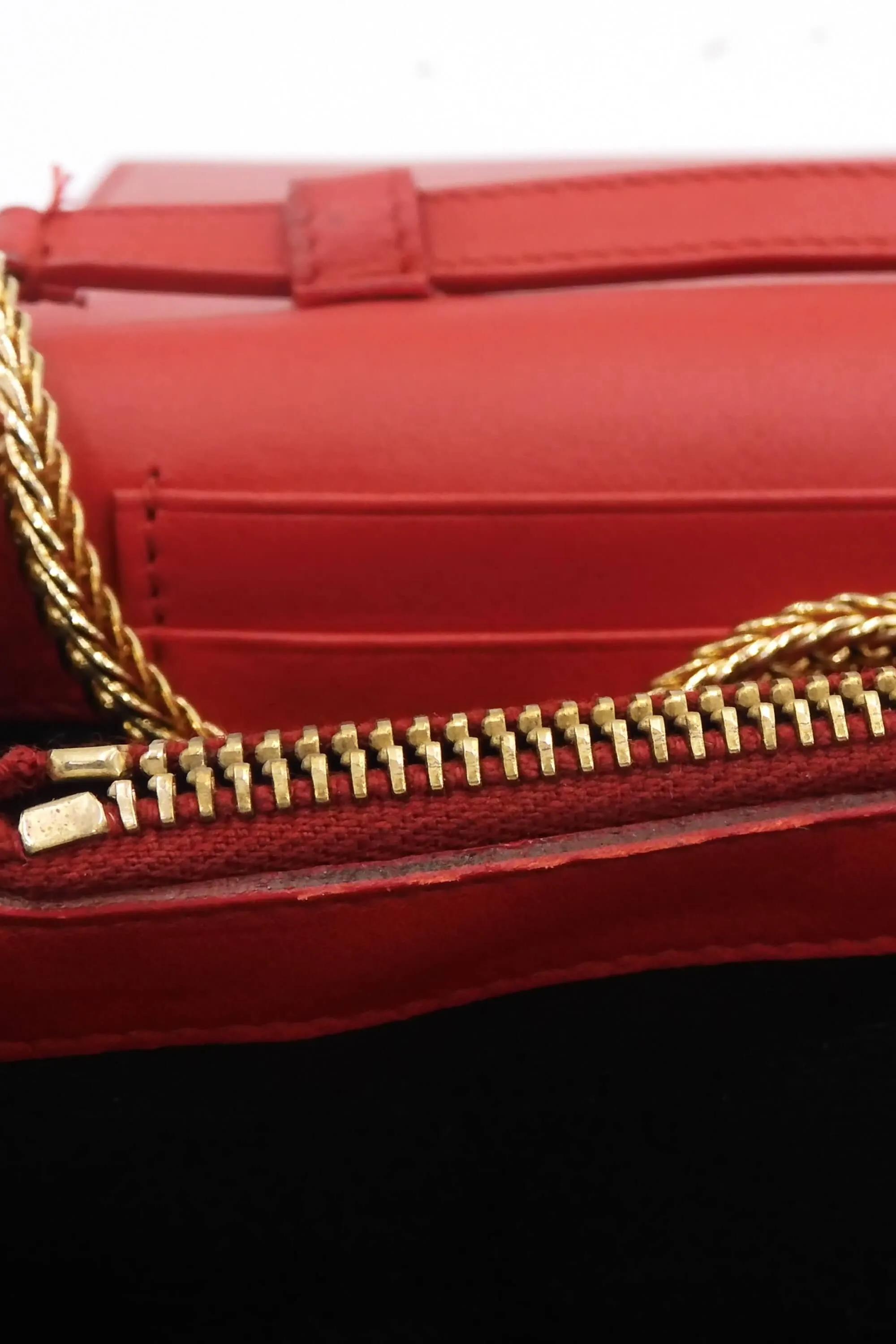 Classic Y Ligne Wallet On Chain Red