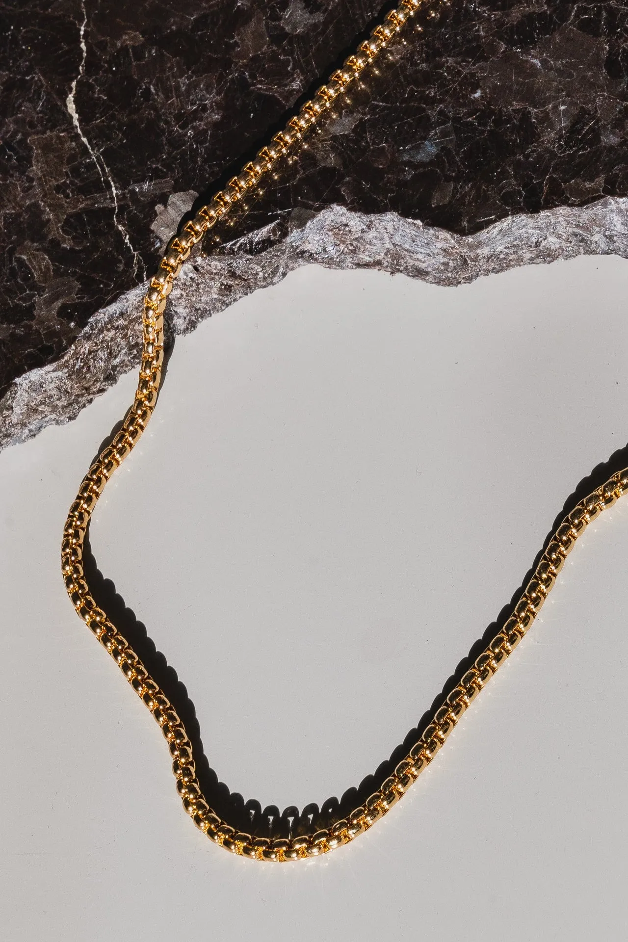 Dione Gold Bag Chain