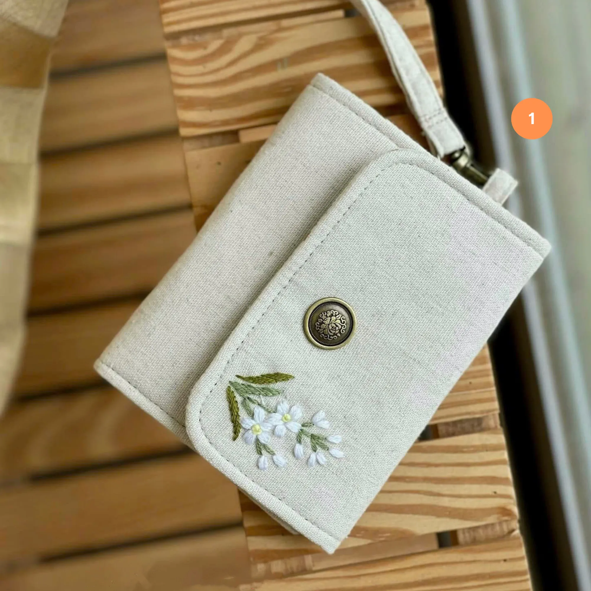 Embroidered linen wallet, Compact Women Wallet, handheld wallet,women wallet,embroidered purse, embroidery wallet,card wallet