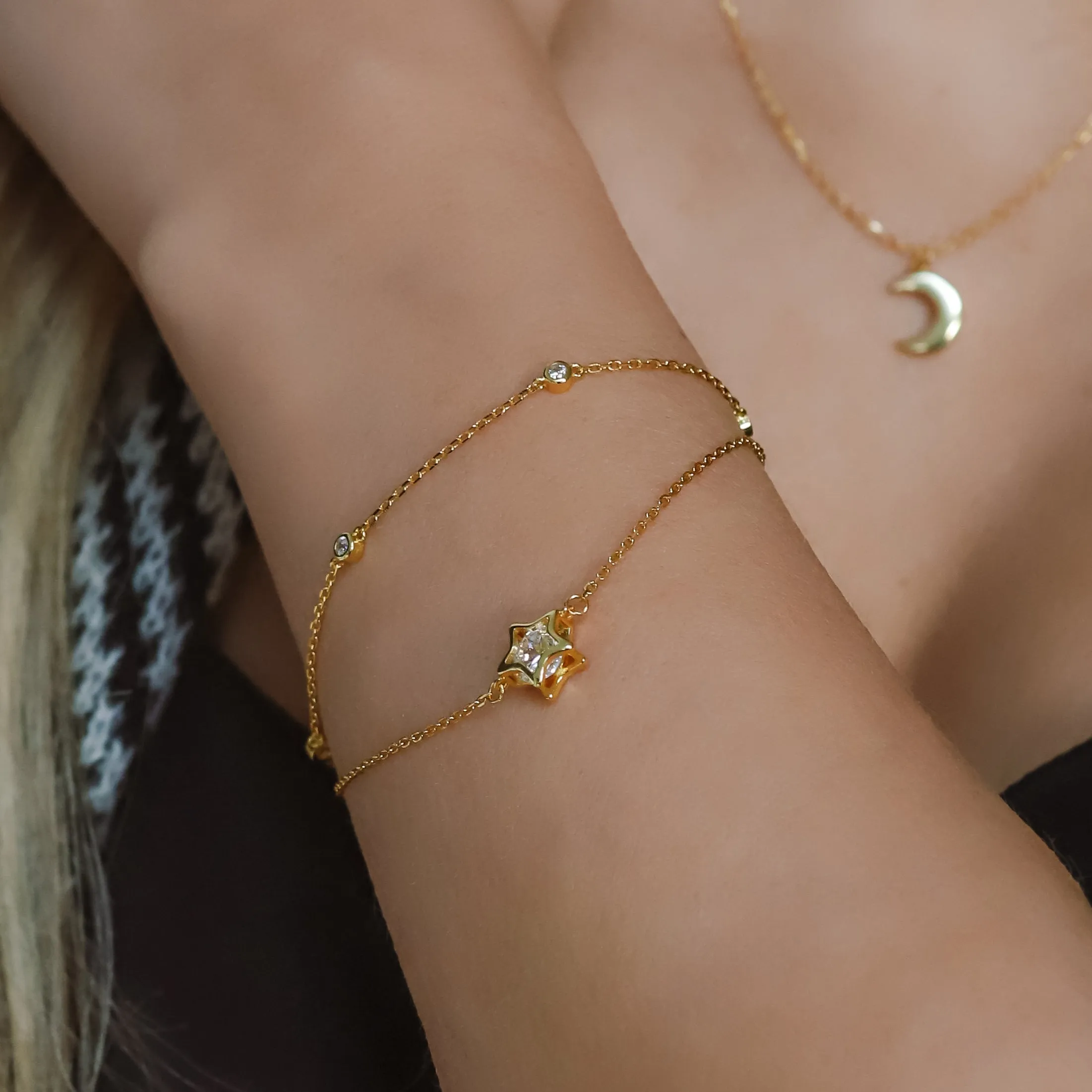 Esha Double Chain Star Bracelet | 18k Gold Plated