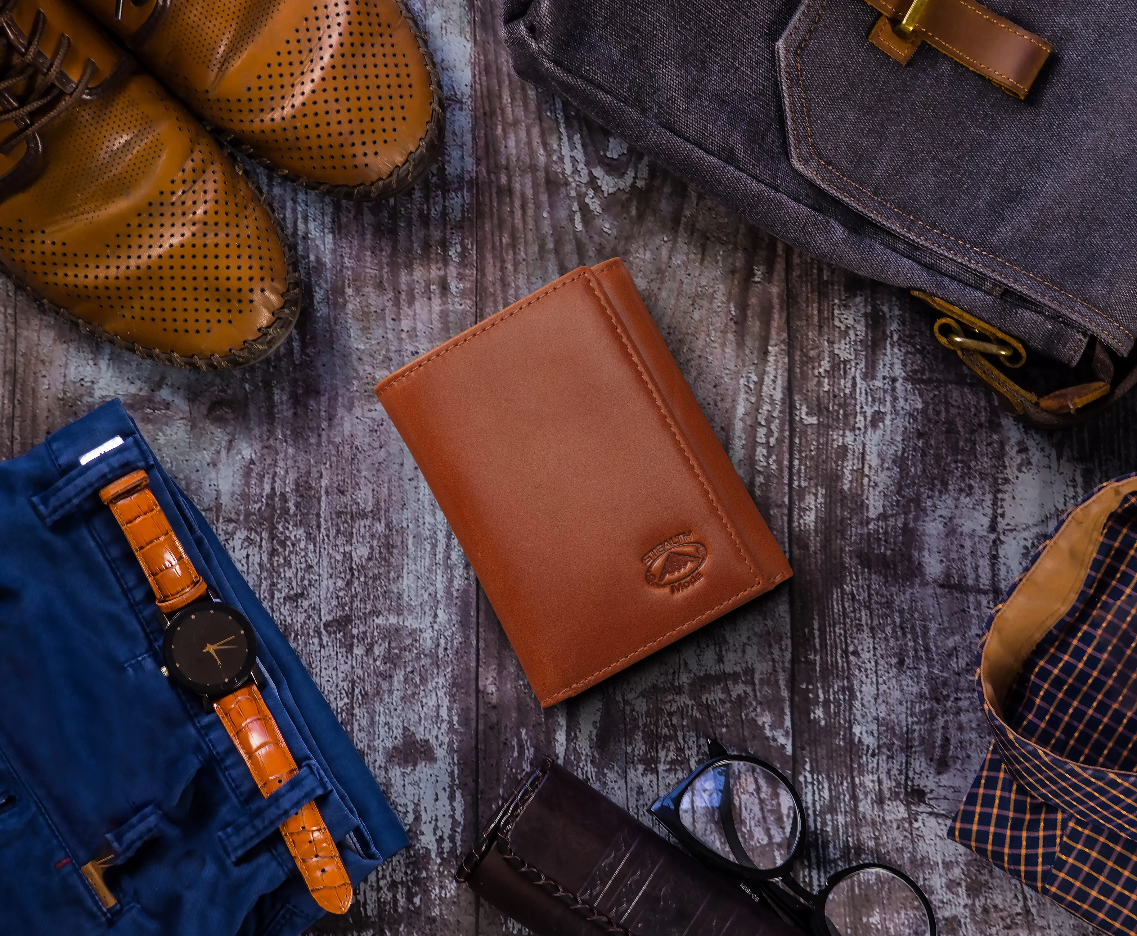 Light Brown Trifold Leather Wallet With RFID Blocking and ID Window
