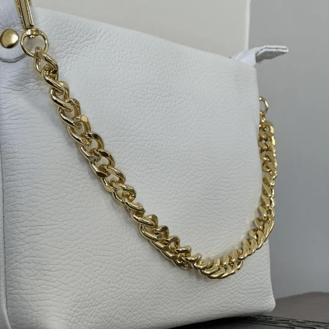 Lucia Leather Cross body bag