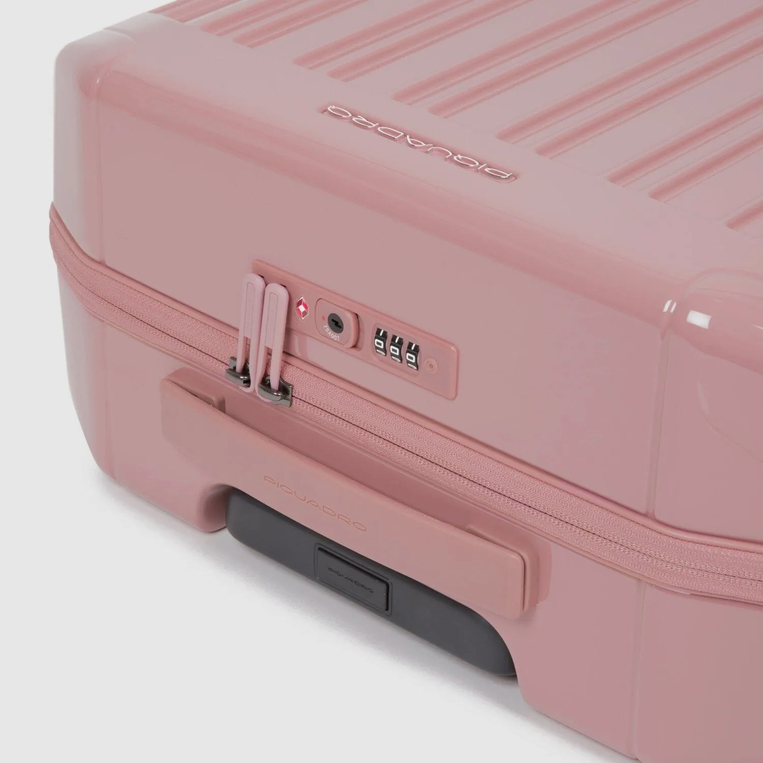 Piquadro Pq-Light 55Cm Ultra Slim Hardcase 4 Double Wheel Cabin Trolley Rose - Bv4425Pql/Ro