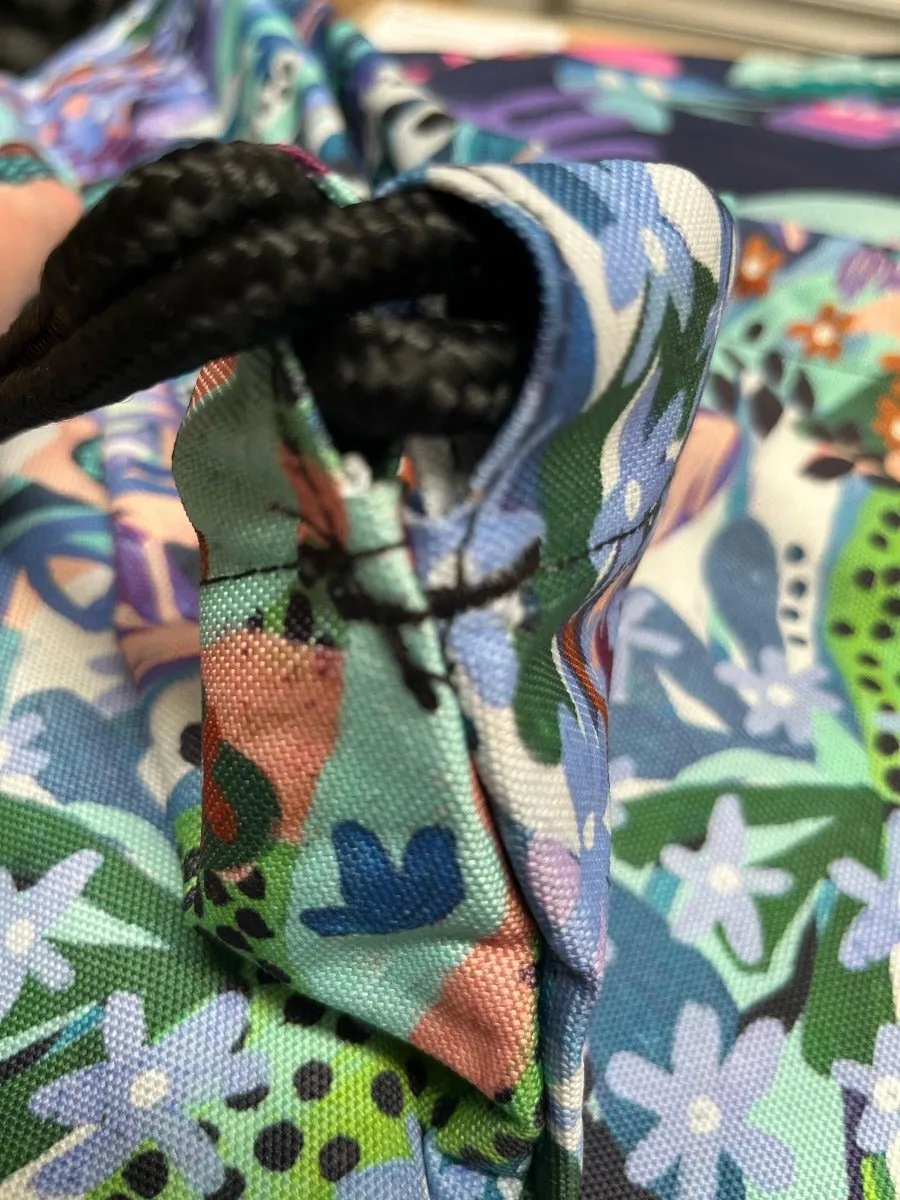 Sample Sale 2/#289 Meadow   Moondust Everyday Picnic Rug and Backpack Set
